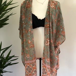 LA CLASSE FLORAL SHEER KIMONO